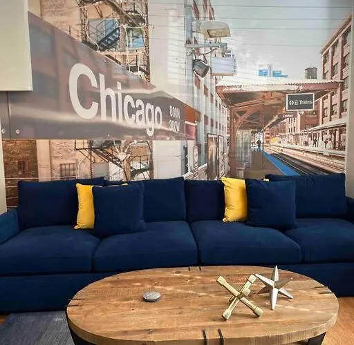 Apartment Trendy West Town Flat - 2 Bed / 1.5 Bath W Parking Chicago